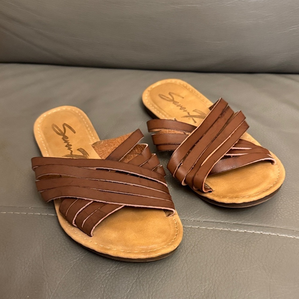 Seven7 Chestnut Babylon Strappy Sandals size 8